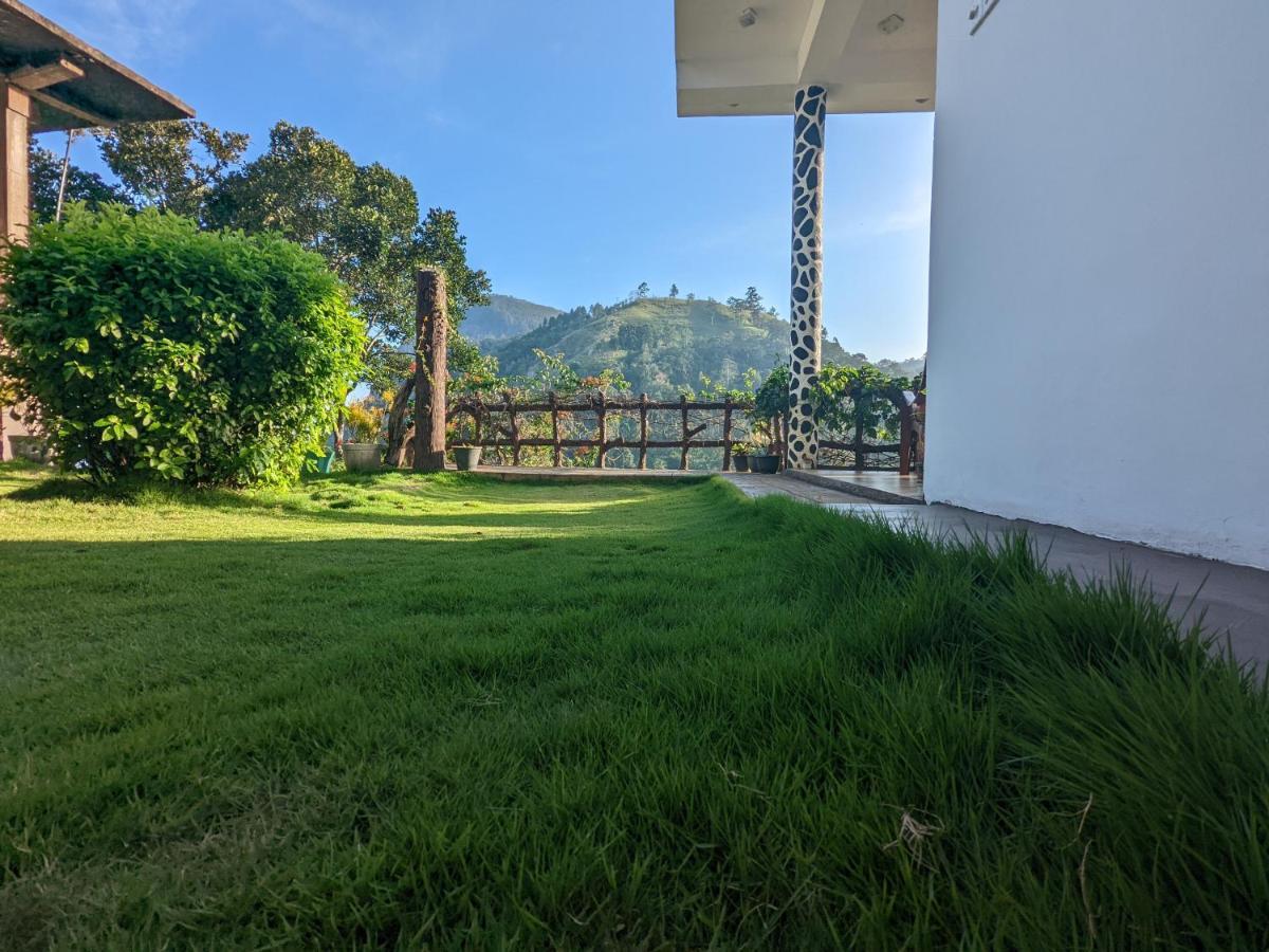 सराय Lavendra Paradise